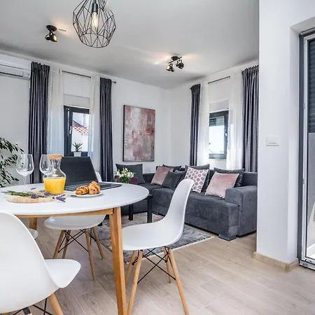 Maella Apartman Zadar