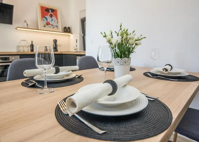 Maella Apartment