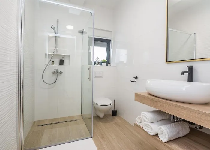 Maella Apartment