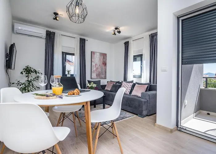 Maella Apartmán Zadar